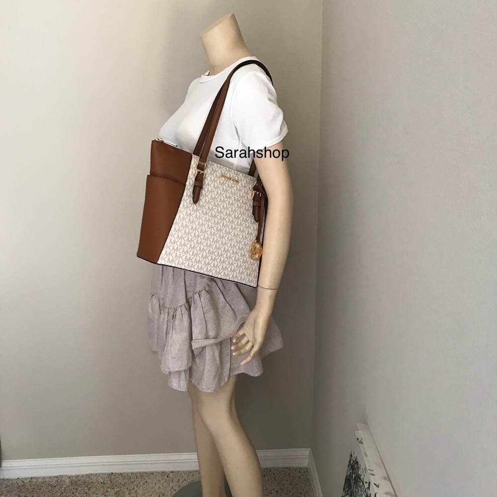 🌼Michael Kors Set - Picture 7 of 16